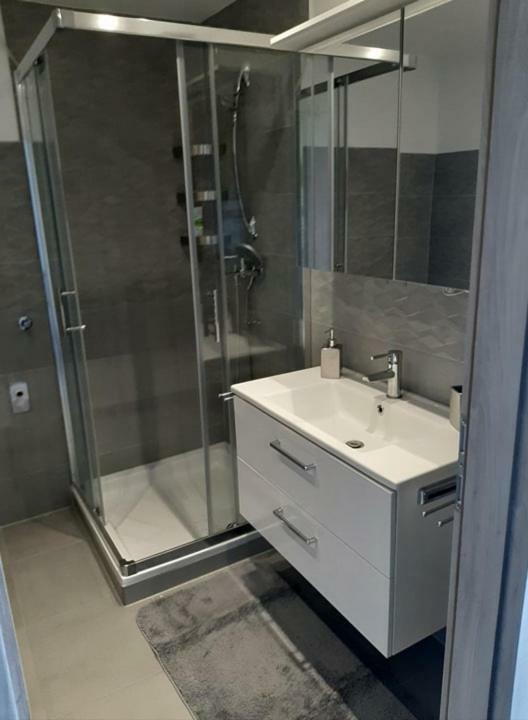 Zoe Apartment Maribor Ngoại thất bức ảnh
